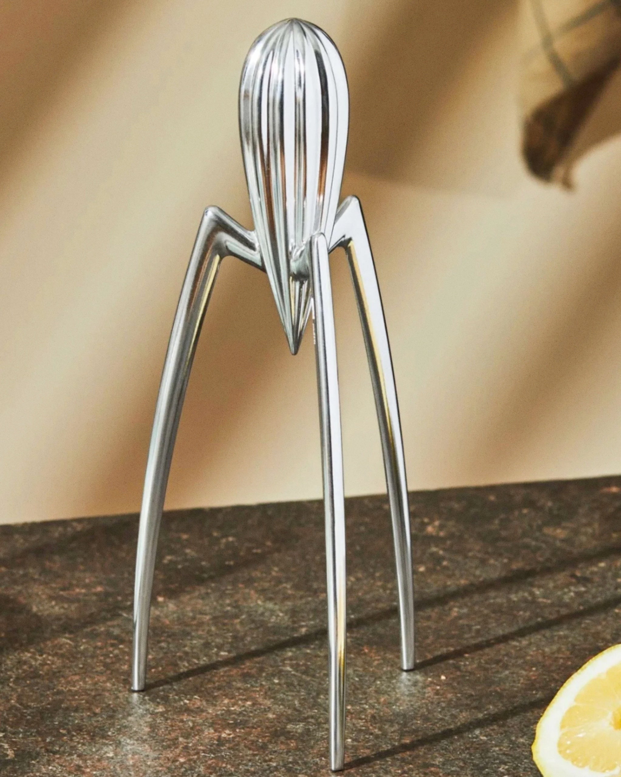 最短翌日発送】【ALESSI】Citrus Squeezer 絞り機 おしゃれキッチン