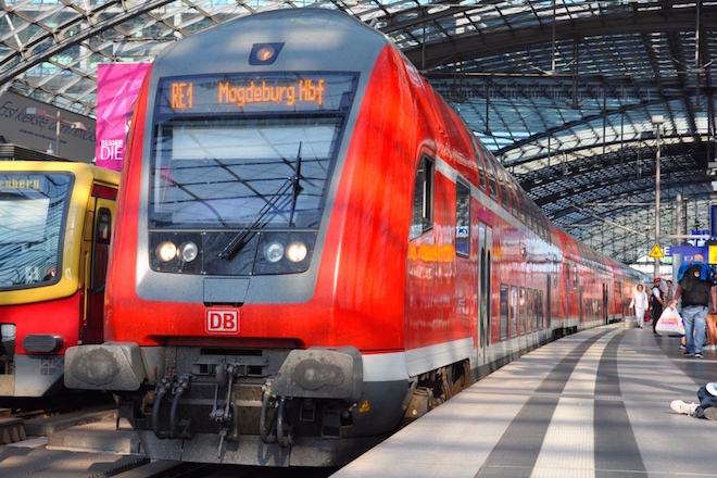 182型機関車 (DB塗装) : ドイツ国鉄の快速列車 (Regional Express