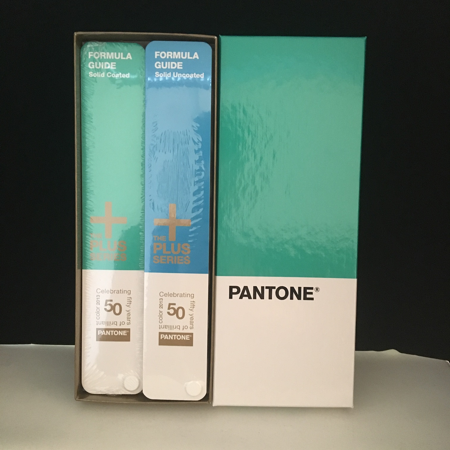 Pantone formula guide (plus series) | M. Enriquez Art Supply
