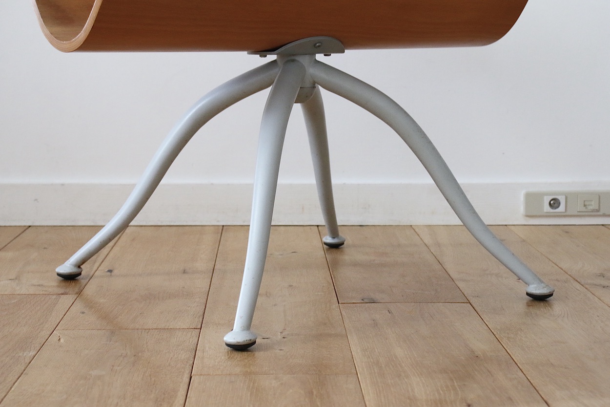 Calligaris Magazine Rack カリガリス マガジンラック | FEM TRE NOLL