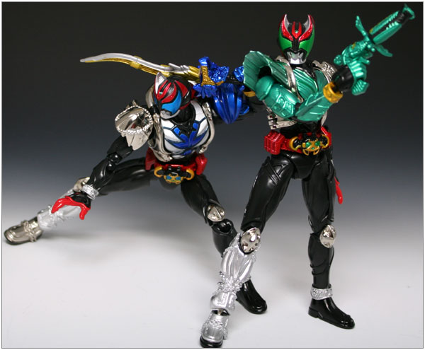 装着変身仮面ライダーキバ ガルル＆バッシャー (e-flick.net Toys)