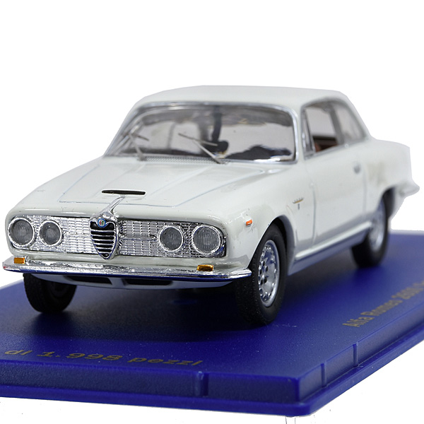 1/43 Alfa Romeo 2600 Sprint 1962 Miniature Model : Italian Auto
