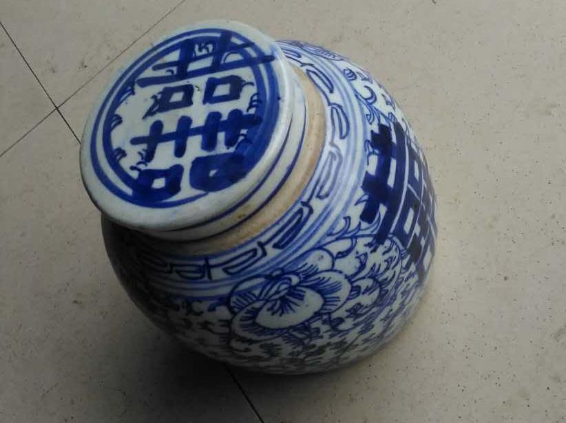 青花双喜罐价格一路飙升！_搜狐网