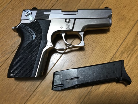 エアガンレビュー】WA S&W M6906 : Bravo1は自重で落下します