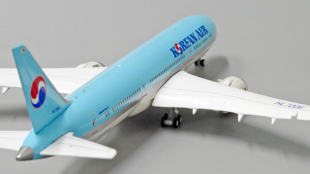 Korean Air Boeing 787-9 Flaps Down HL7206 JC Wings EW4789005A
