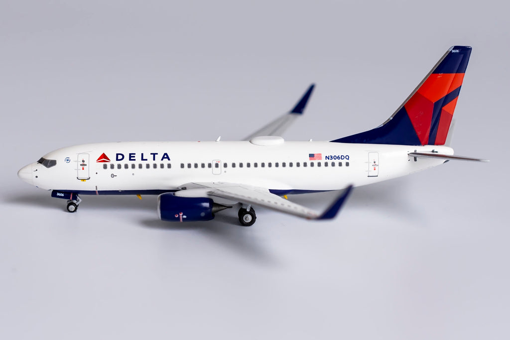 Delta Boeing 737-700 N306DQ NG Model 77019 Scale 1:400 – PandaFox Toys