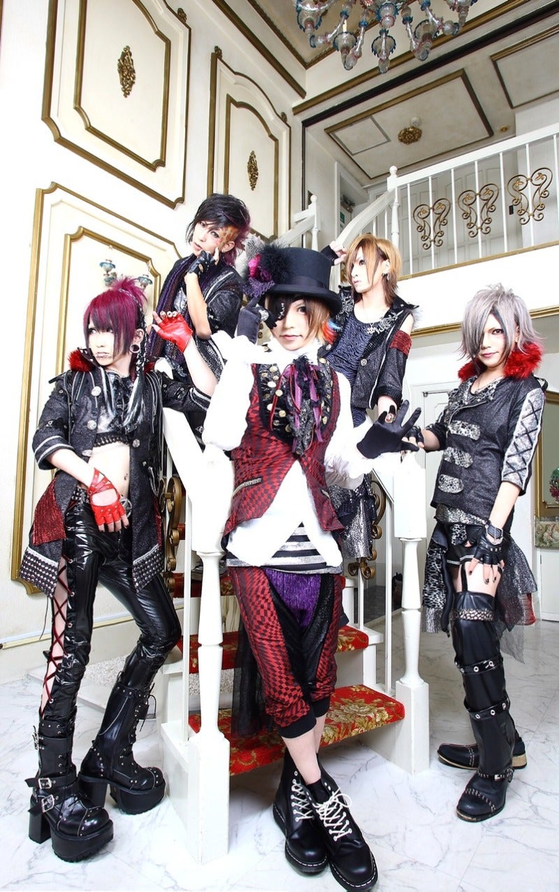 Alice.新アー写解禁。 | the Raid.由羽 オフィシャルブログ「No Pain