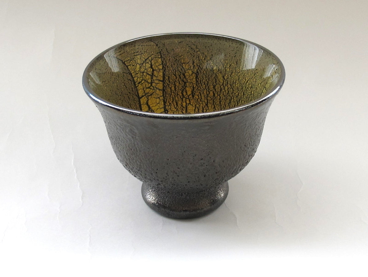 ガラス黒薩摩 宮澤裕明 桜島灰銀箔金彩盃 – SEIKADO