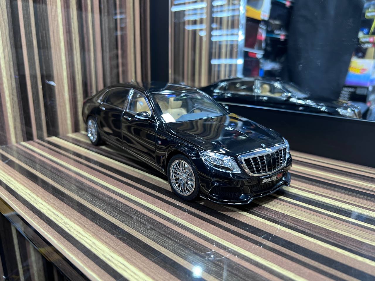 1/18 diecast Mercedes-Maybach Brabus 900 S-Class Black Almost Real