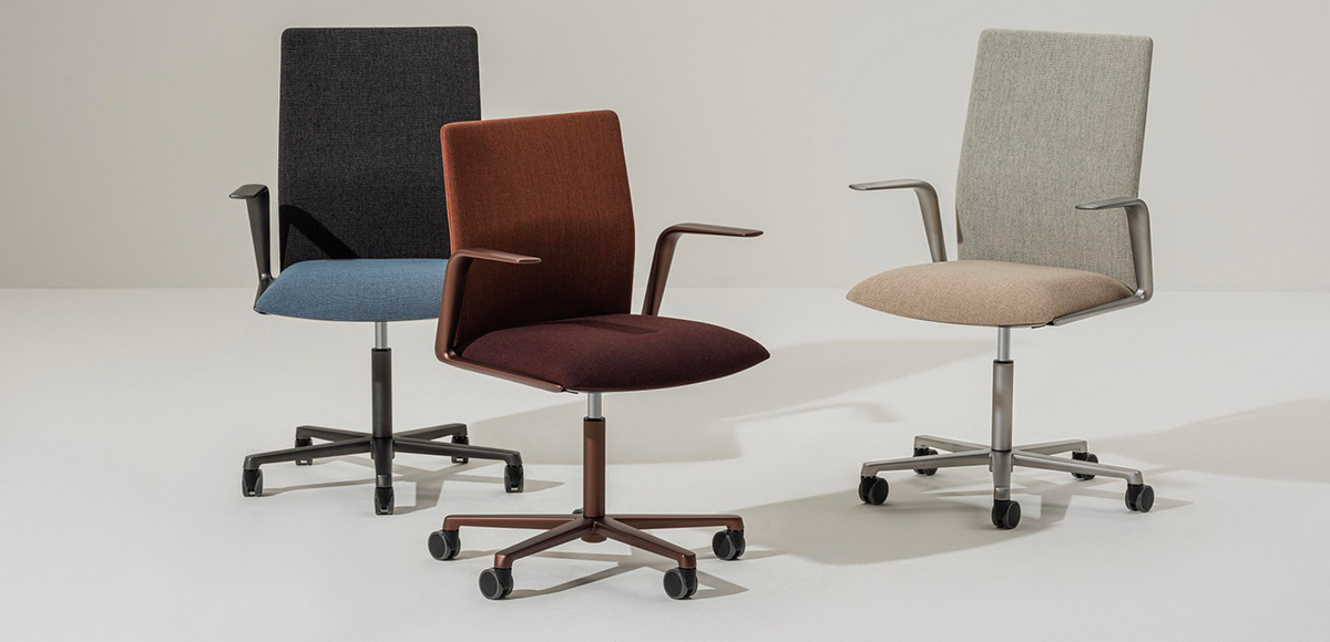 ArperのイタリアンデザインオフィスチェアKinesit、デザインLievore