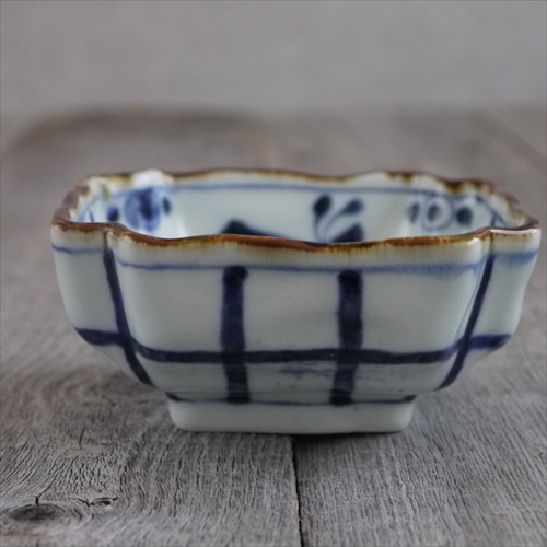 有田焼/寛右衛門窯/染付山水小鉢/11.2 X H5 - テーブルライフストア