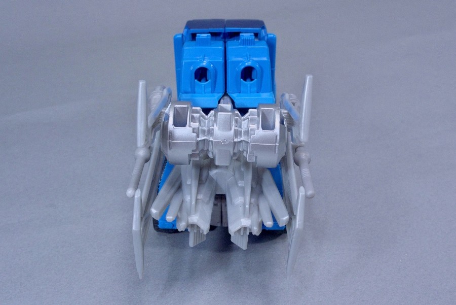 トランスフォーマープライム ビーストハンターズ ウルトラマグナス