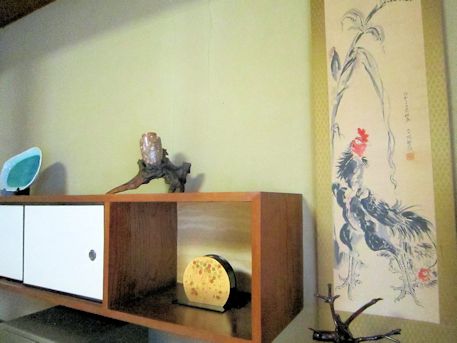 平城繁雄の軍鶏の掛軸 | 奈良の宿大正楼