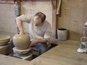 陶工 坂本章さん | 鳥取の手仕事 | 連載・手仕事レポート | 手仕事