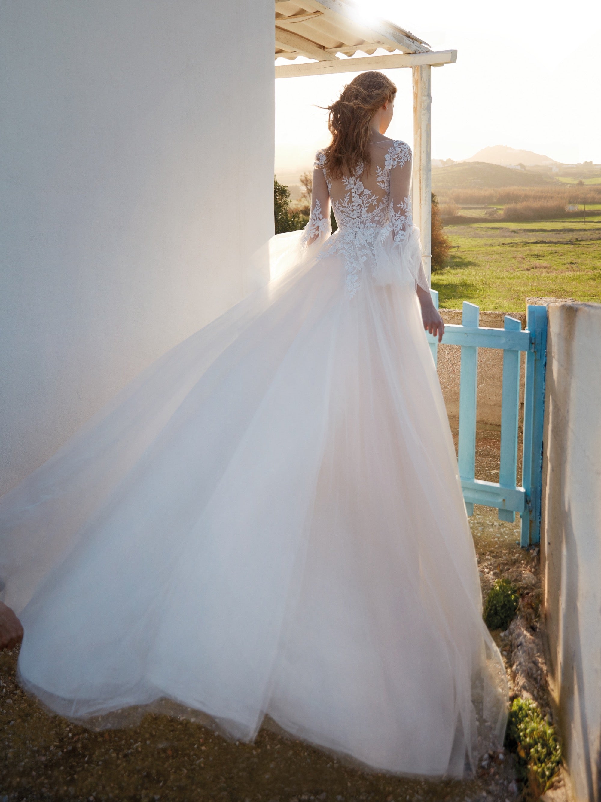 NM003｜ウェディングドレス、ブランドドレスのレンタルならザ・ドレス