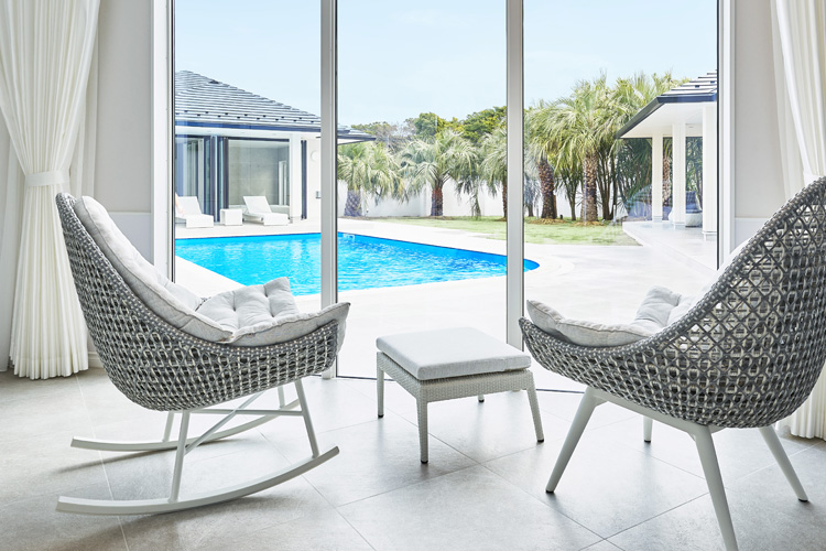 愛犬と極上のLUXEを堪能できるリゾート・ヴィラ THE CLUB 919 DOG