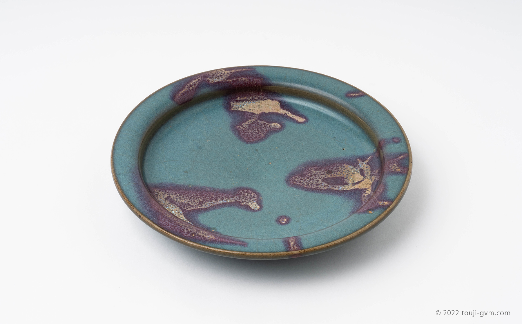 鈞窯澱青釉紫紅斑盤 – Jun ware Plate | 陶磁オンライン美術館ーTOUJI