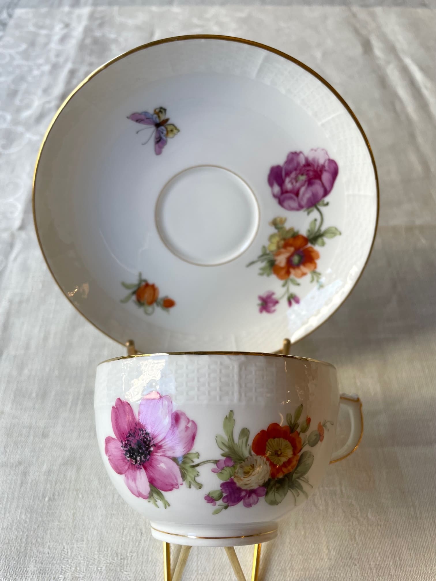 KPMベルリン 金彩花蝶文 ティーカップ＆ソーサー 6客セット t513 - 陶夢