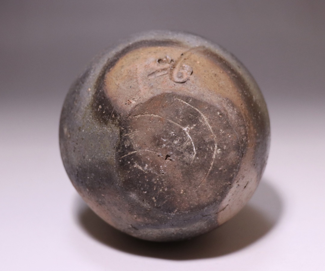 藤原 啓 作 「備前徳利」 ～備前焼専門卸小売店 川口陶楽苑～