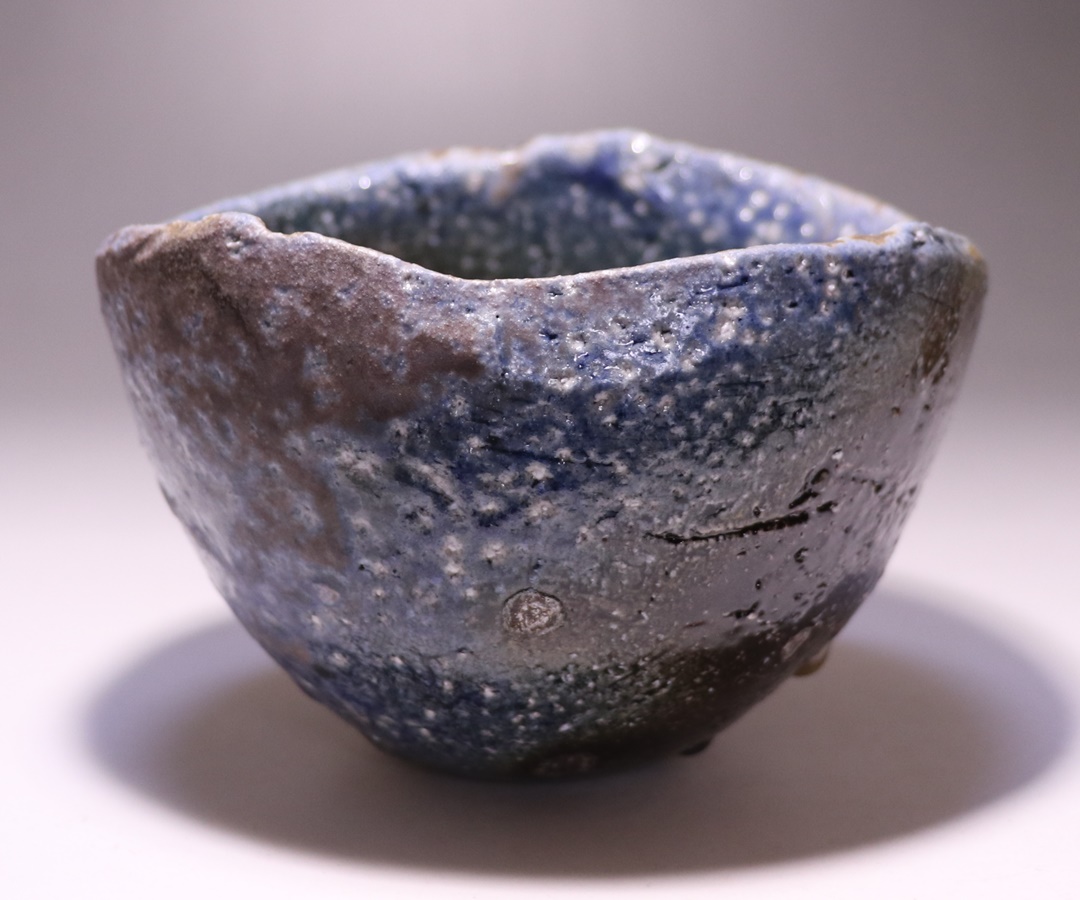 大岩智之 作 「黒茶碗」 ～備前焼専門卸小売店 川口陶楽苑～