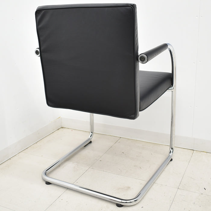 中古】ヴィトラ ビザソフト ミーティングチェア 総革張り ブラック
