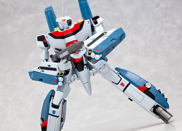 とろ＋ひまつぶし | HI-METAL R：VF-1A スーパーバルキリー(一条輝機