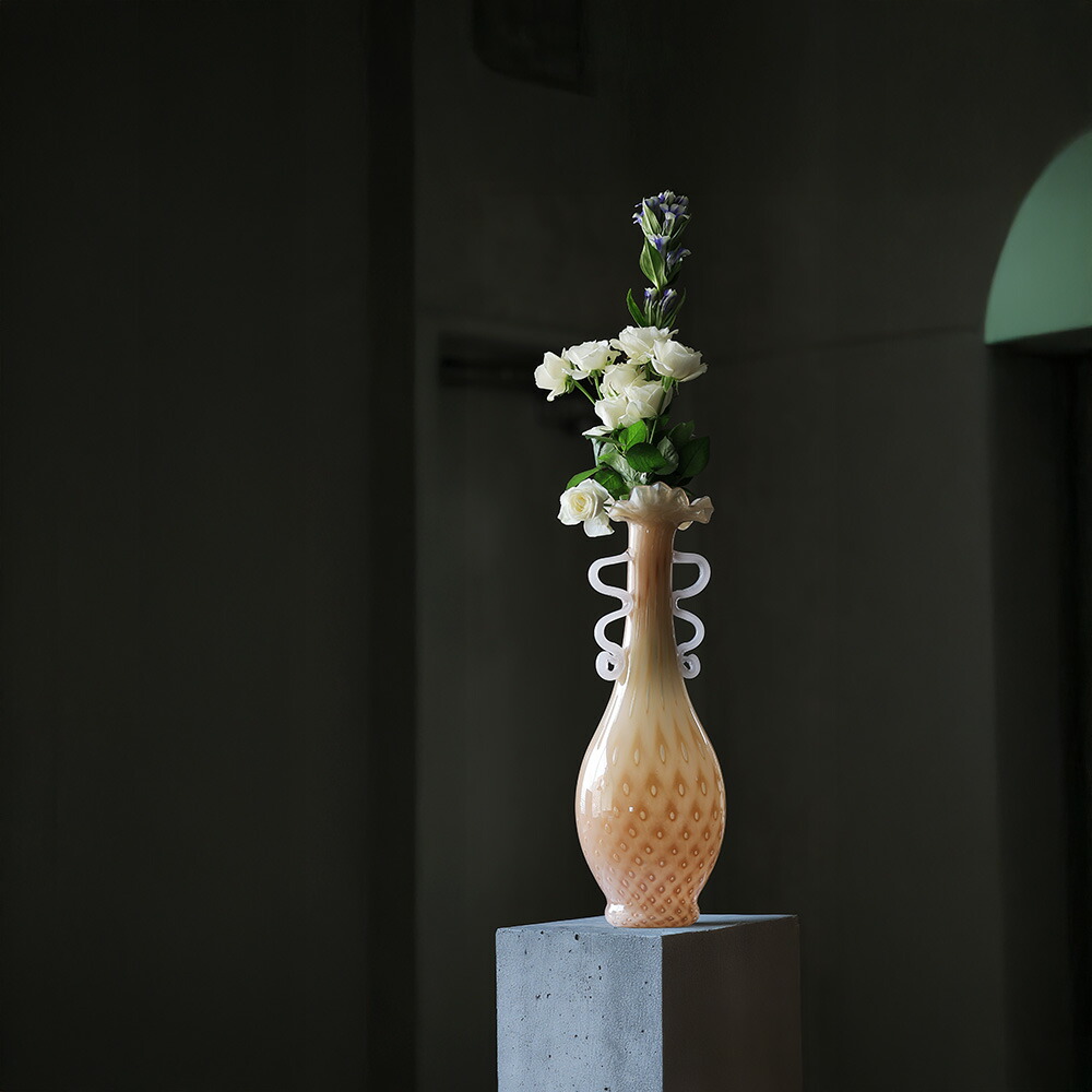 楽天市場】繊細なガラスで仕立てられた フラワーベース アート