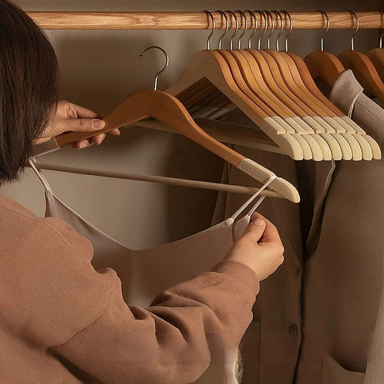 楽天市場】【10個セット】ハンガー 木製 ハンガーラック 滑り止め 植毛