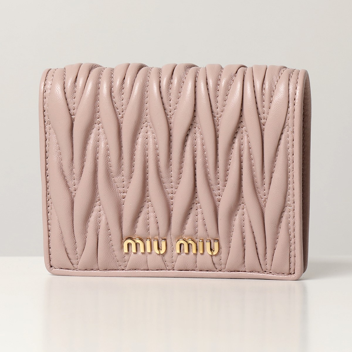 楽天市場】miumiu ミュウミュウ 二つ折り財布 MATELASSE マテラッセ