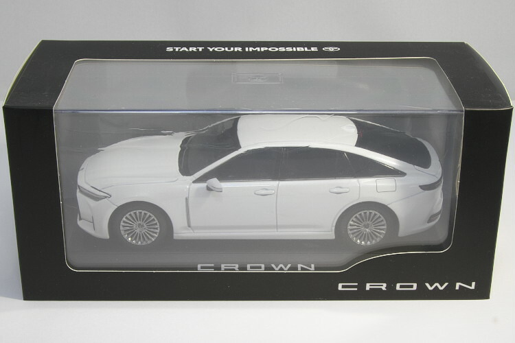 楽天市場】トヨタ特注 1/30 新型 クラウン セダン HEV カラーサンプル