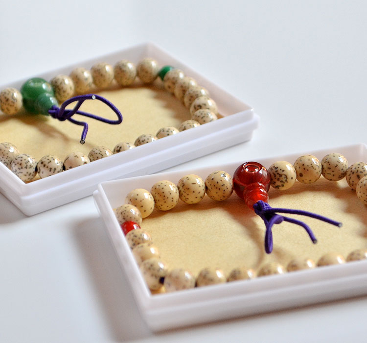 楽天市場】【卯】星月菩提樹腕輪念珠 十二支お守り本尊レンズ入り卯年