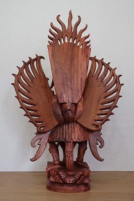 楽天市場】ガルーダの木彫り 100cm 木製スワール無垢材 ガルーダの置物