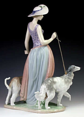 楽天市場】リヤドロ（Lladro リアドロ 陶器人形 置物） 婦人 優雅な