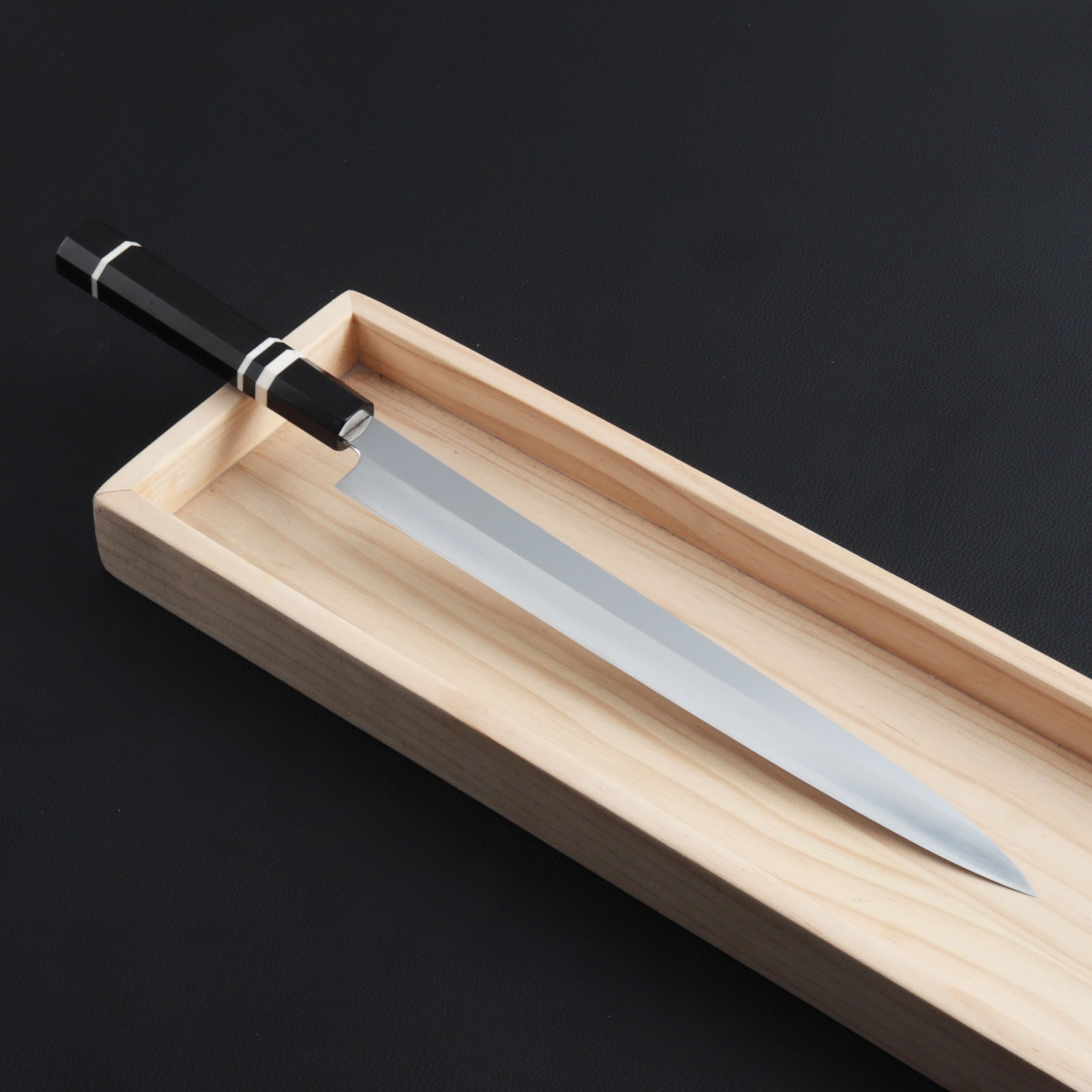 楽天市場】世界一薄い柳刃包丁 尺（刃渡り300mm）通常鏡面仕上げ 本刃