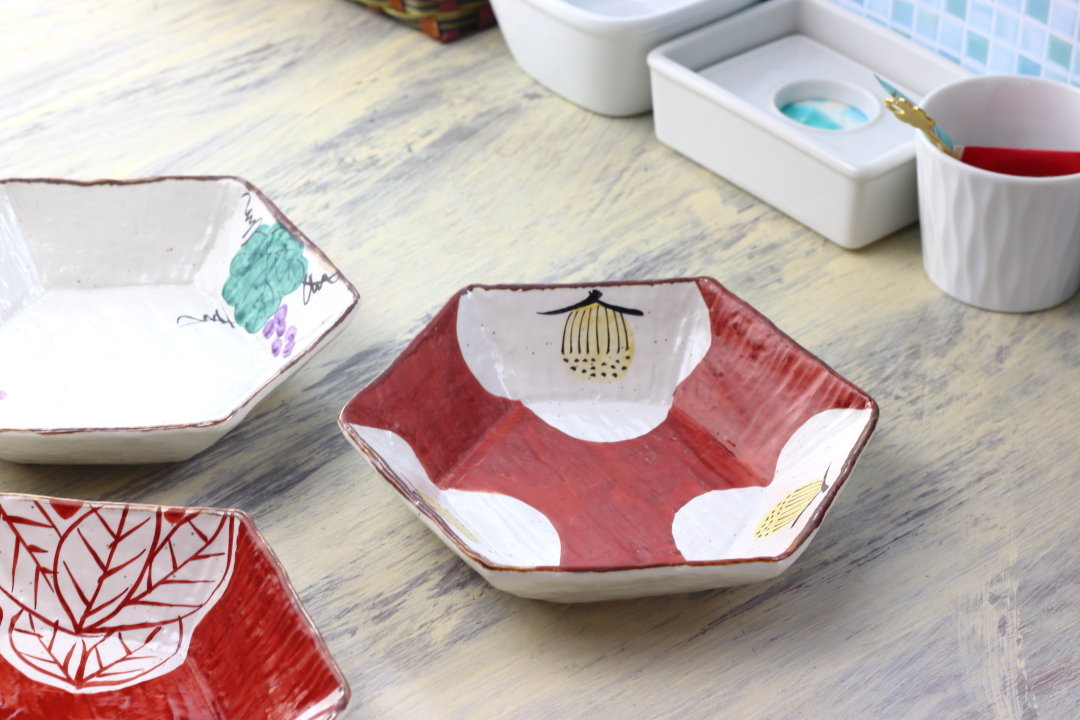 楽天市場】赤絵三善 美濃焼手描六角鉢 18cm 美濃取寄 日本製 美濃焼