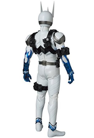 楽天市場】リアルアクションヒーローズ No.703 RAH DX 仮面ライダー