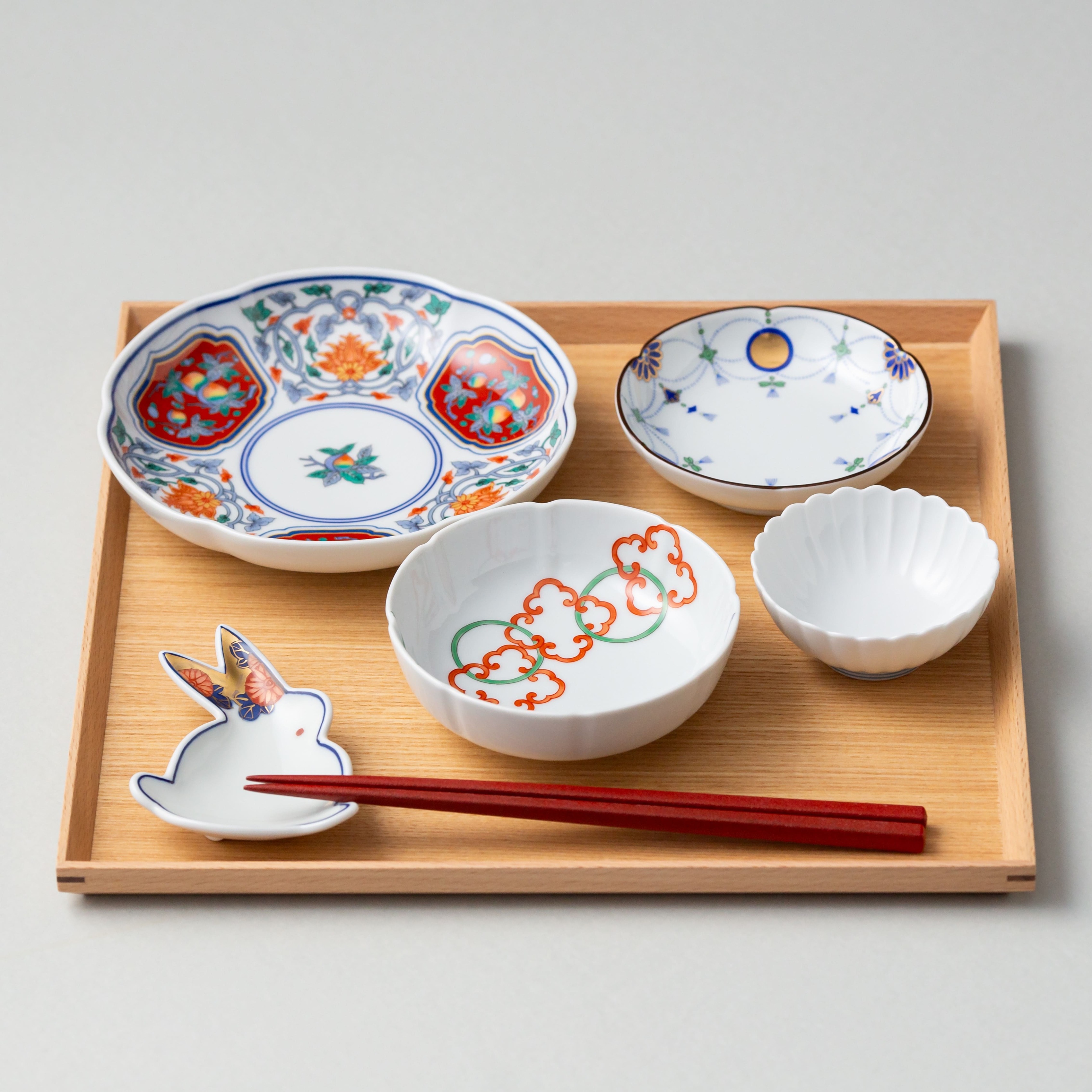 楽天市場】【ふるさと納税】有田焼 其泉 絵皿を楽しむ 染付 赤絵 金彩