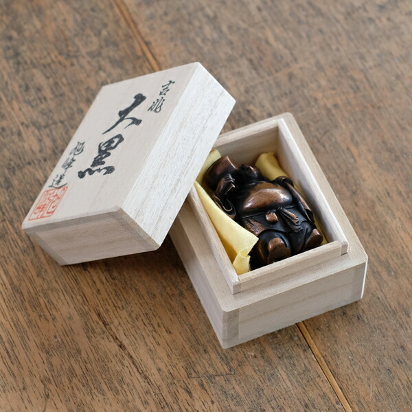 楽天市場】七福神 大黒 吉兆 小 銅製 高岡銅器 置物 オブジェ 桐箱入