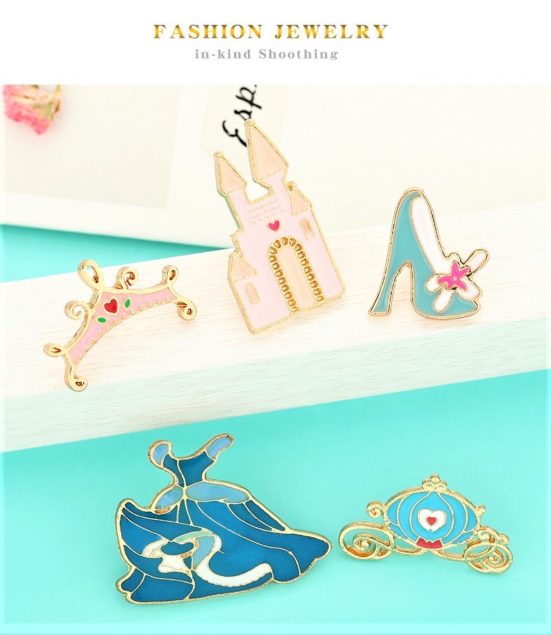 楽天市場】シンデレラ アイテム ピンバッチ セット : Aquarius