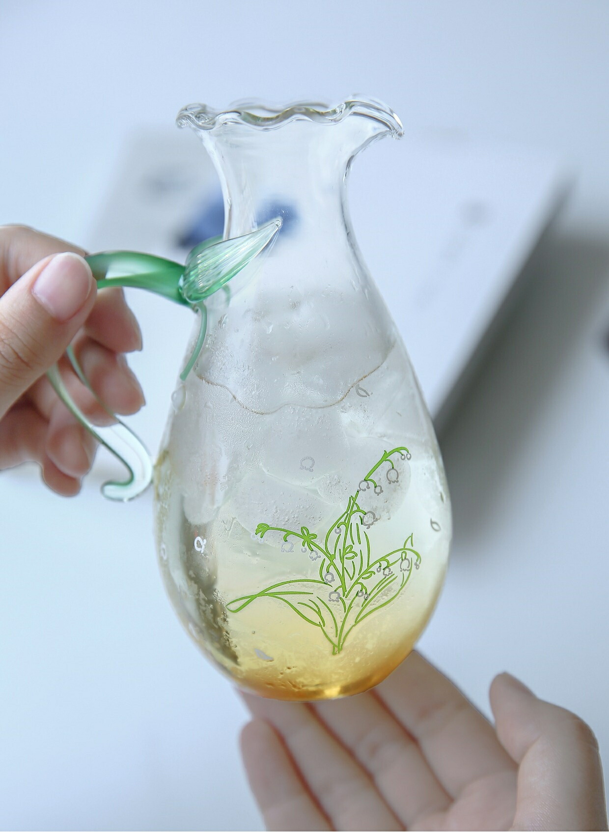 楽天市場】幸せ運ぶ 鈴蘭 ガラスピッチャー 冷水筒 耐熱ガラス 片口