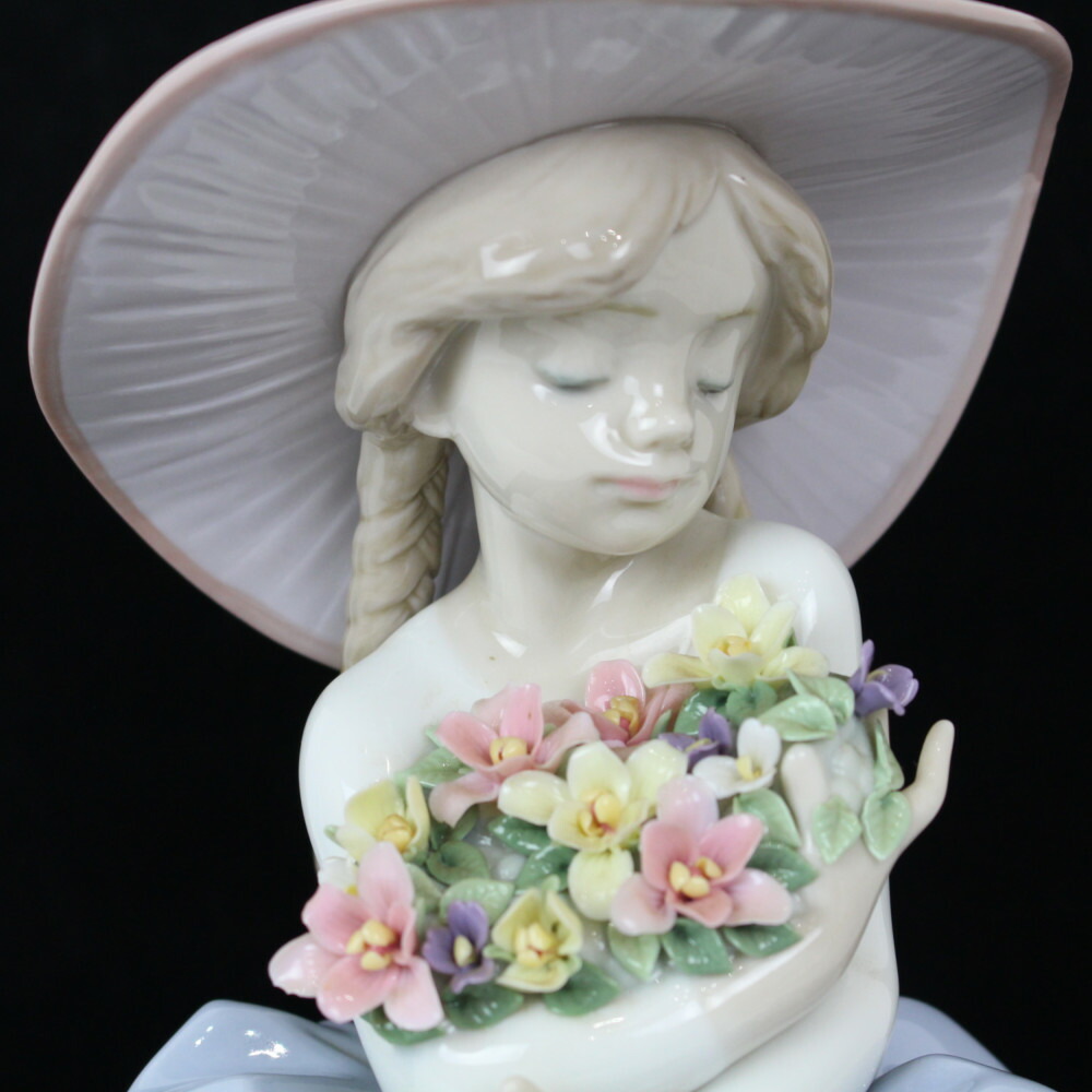 楽天市場】LLADRO リヤドロ 花の香りに包まれて マルチカラー 磁器