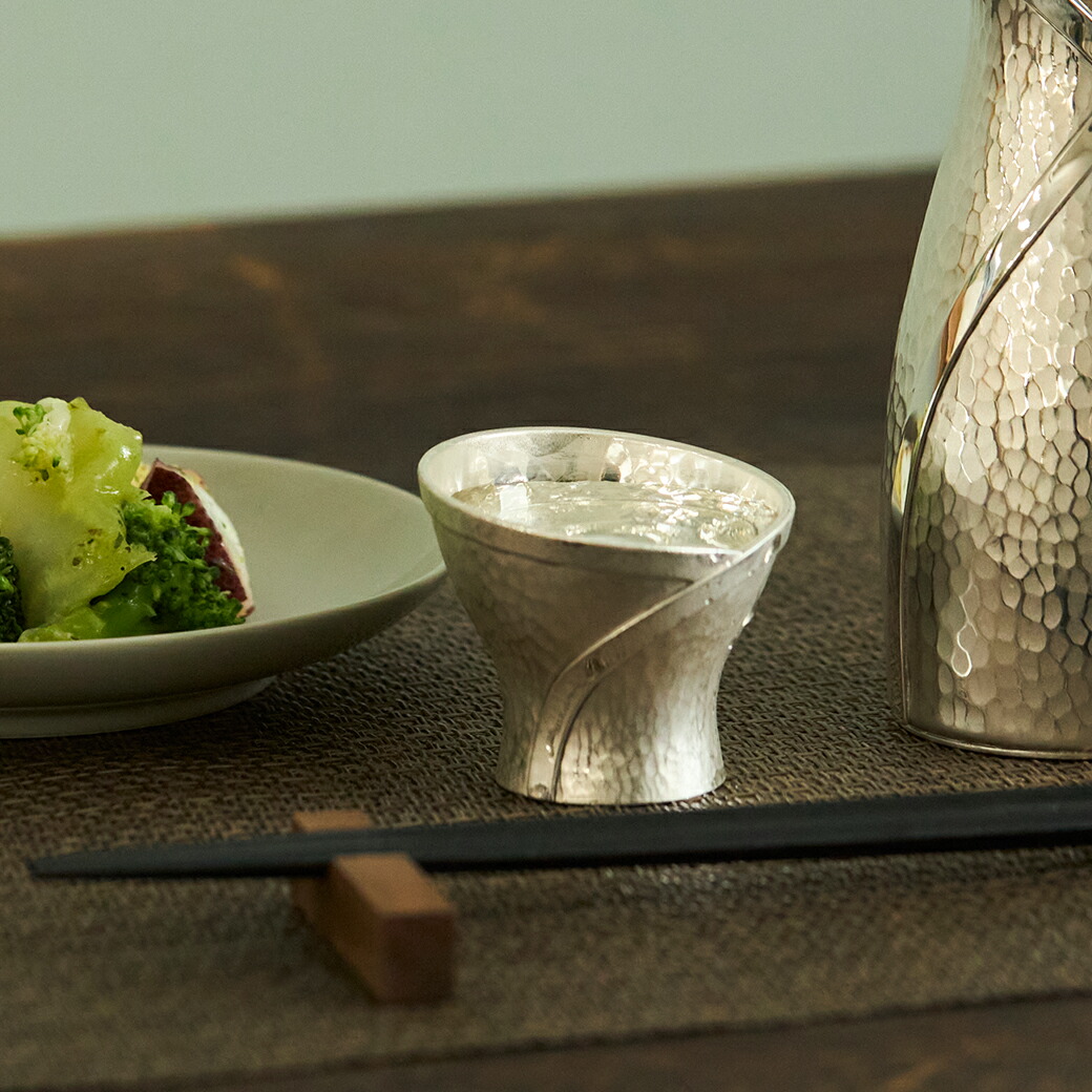 楽天市場】純銀製 玉盃「しんじゅのころも」 酒器 東京銀器 株式会社森