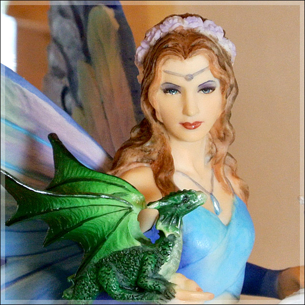 楽天市場】【送料無料】愛を与える妖精 ユニコーン 像 妖精 フェアリー