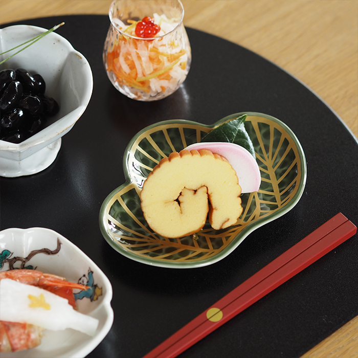 楽天市場】幸楽窯 錦 茶緑金 松葉形 銘々皿 / 有田焼 和食器 新年