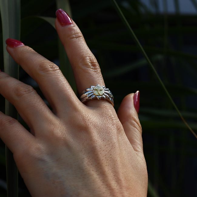 楽天市場】TADY&KINGリリーSV平打ちリングK18ロングホーン