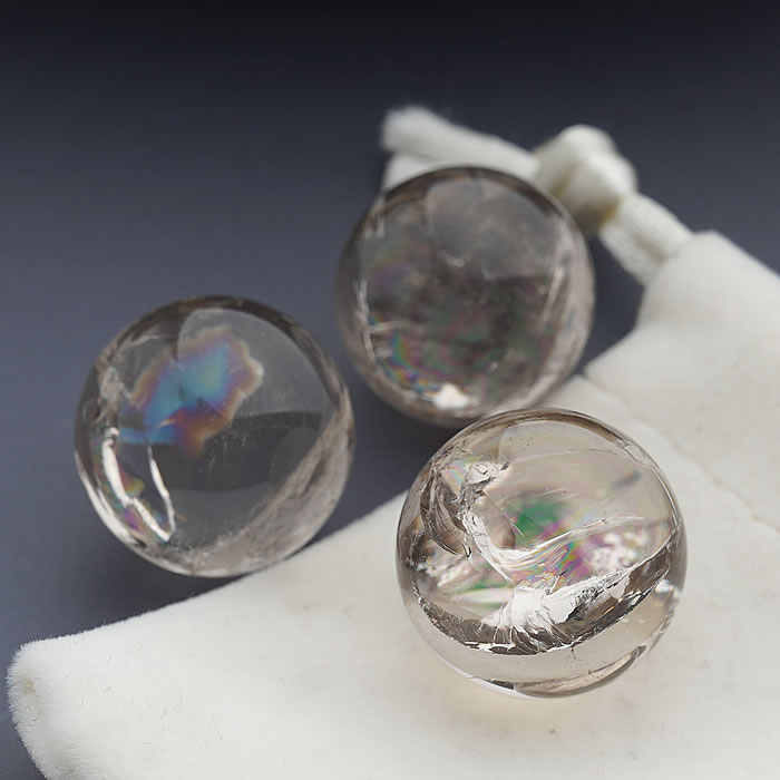 楽天市場】レインボースモーキークォーツ 16～21mm 丸玉 スフィア 穴