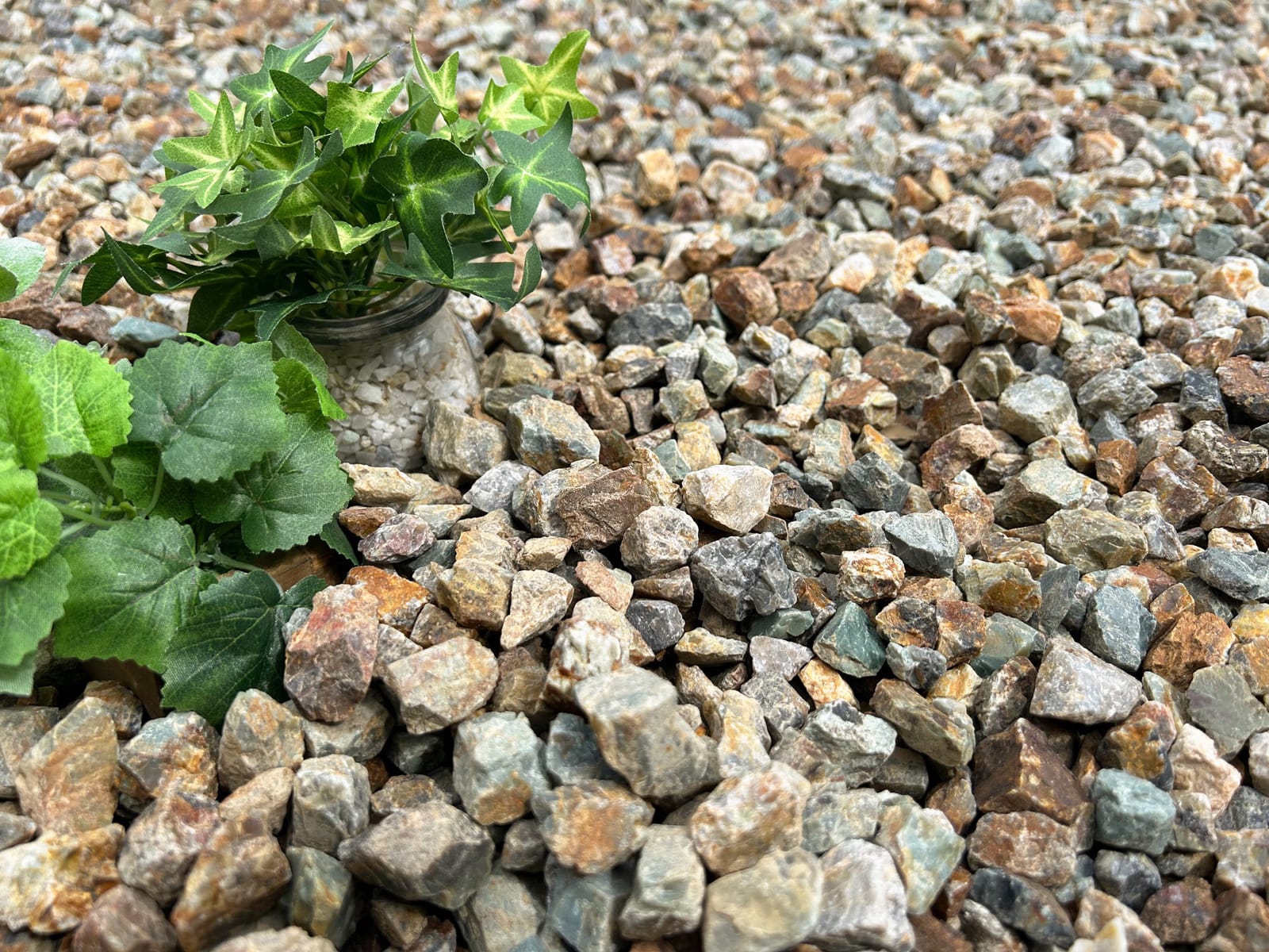 楽天市場】砂利 茶色 ブラウン ミックス 庭 ドライガーデン 石