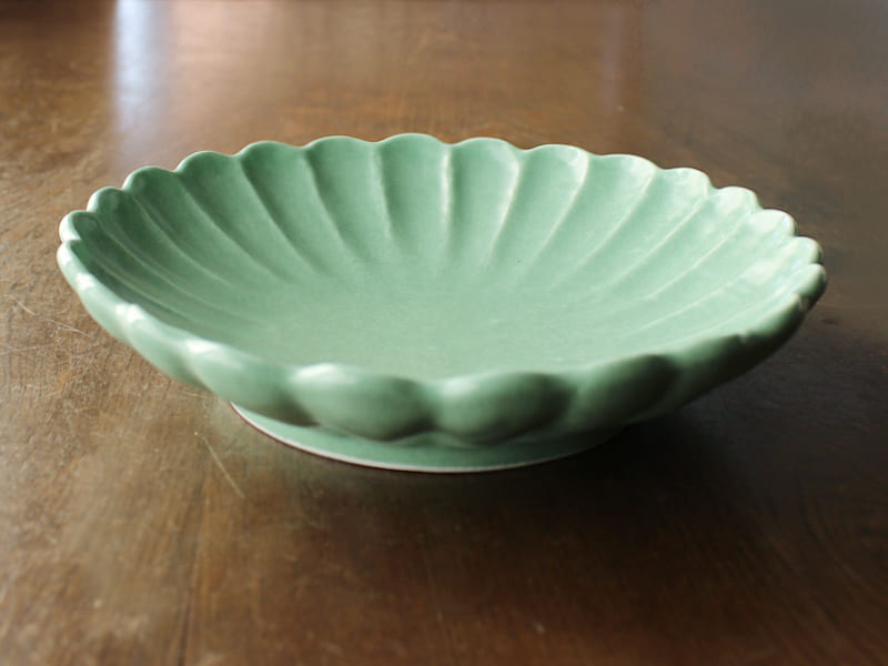 楽天市場】【アウトレット】ミントグリーン 菊型皿 23.5cm ※難あり