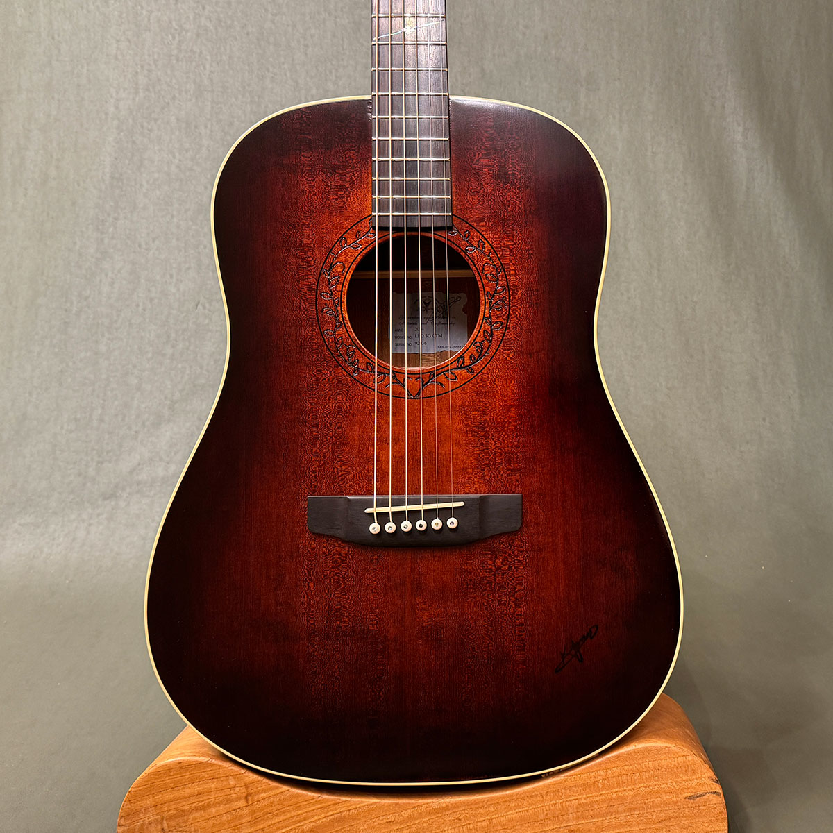 楽天市場】【新品】K.ヤイリ 特注 LEO CTM K. Yairi LEO-Custom DAS