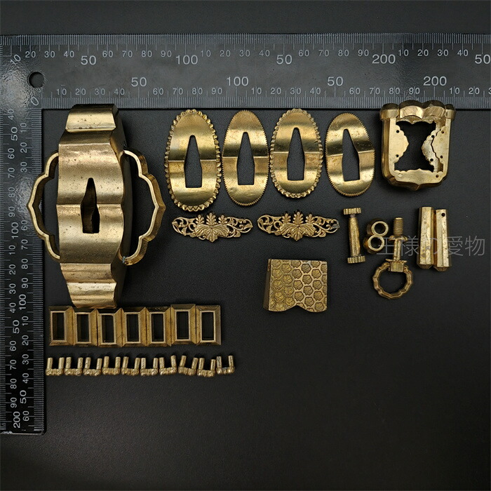 楽天市場】衛府太刀 金具 刀鍔 目貫 はばき 家紋の図 五七の桐 切羽